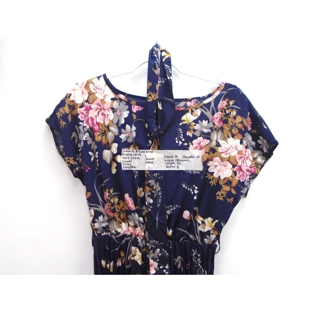 Women's Floral Print A-Line Dress Size S Short Sleeve Navy Blue With Belt - Picture 3 of 9